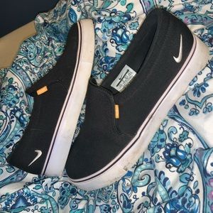 Nike slip on